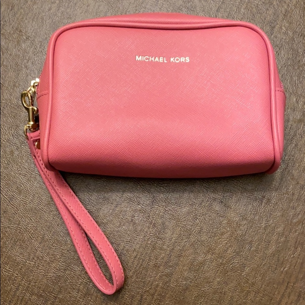 Michael Kors wristlet